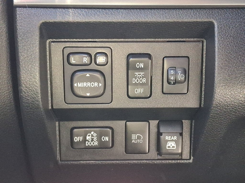 2020 Toyota Tundra Platinum 5.7L V8