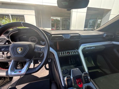 2021 Lamborghini Urus Base