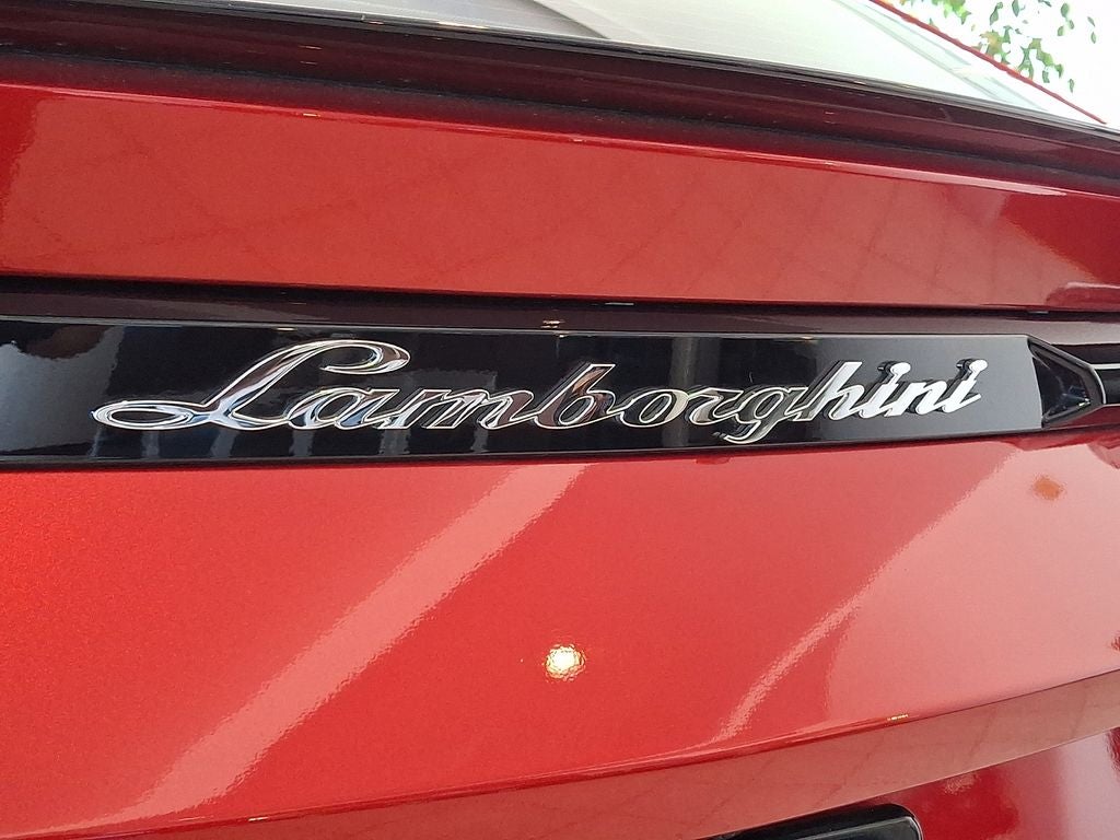 2021 Lamborghini Urus Base