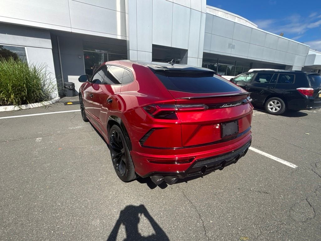 2021 Lamborghini Urus Base