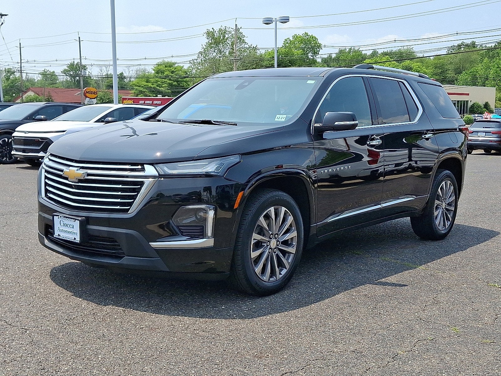 2023 Chevrolet Traverse Premier