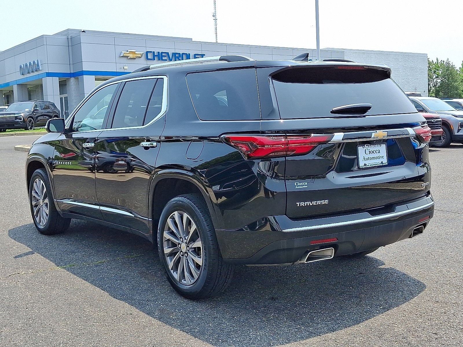 2023 Chevrolet Traverse Premier