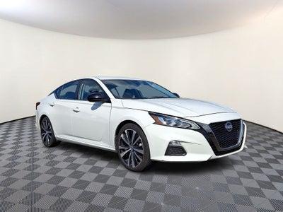 2022 Nissan Altima 2.5 SR