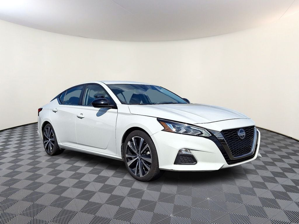 2022 Nissan Altima 2.5 SR
