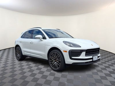 2022 Porsche Macan AWD