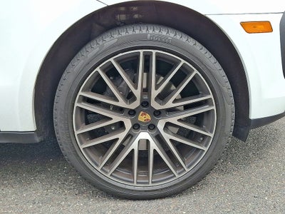 2022 Porsche Macan AWD