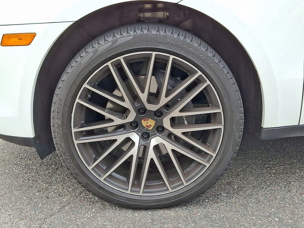 2022 Porsche Macan AWD