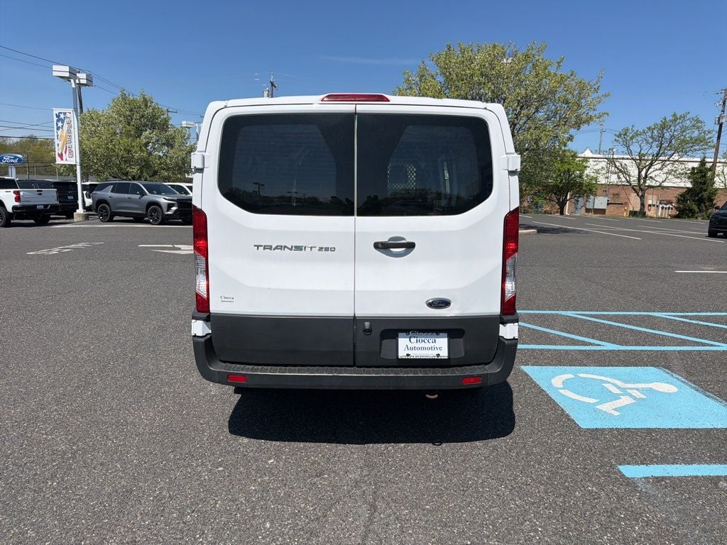 2021 Ford Transit-250 Base