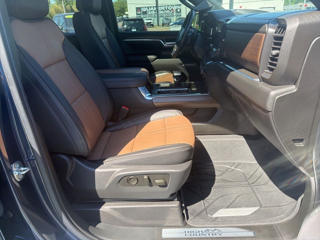 2023 Chevrolet Silverado 1500 High Country