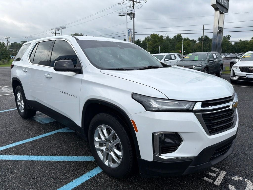 2023 Chevrolet Traverse LS