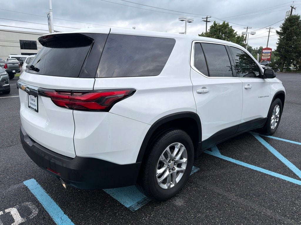 2023 Chevrolet Traverse LS