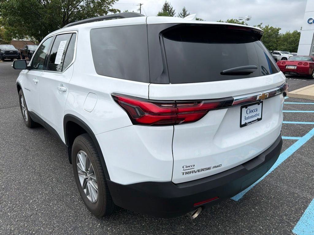 2023 Chevrolet Traverse LT Leather