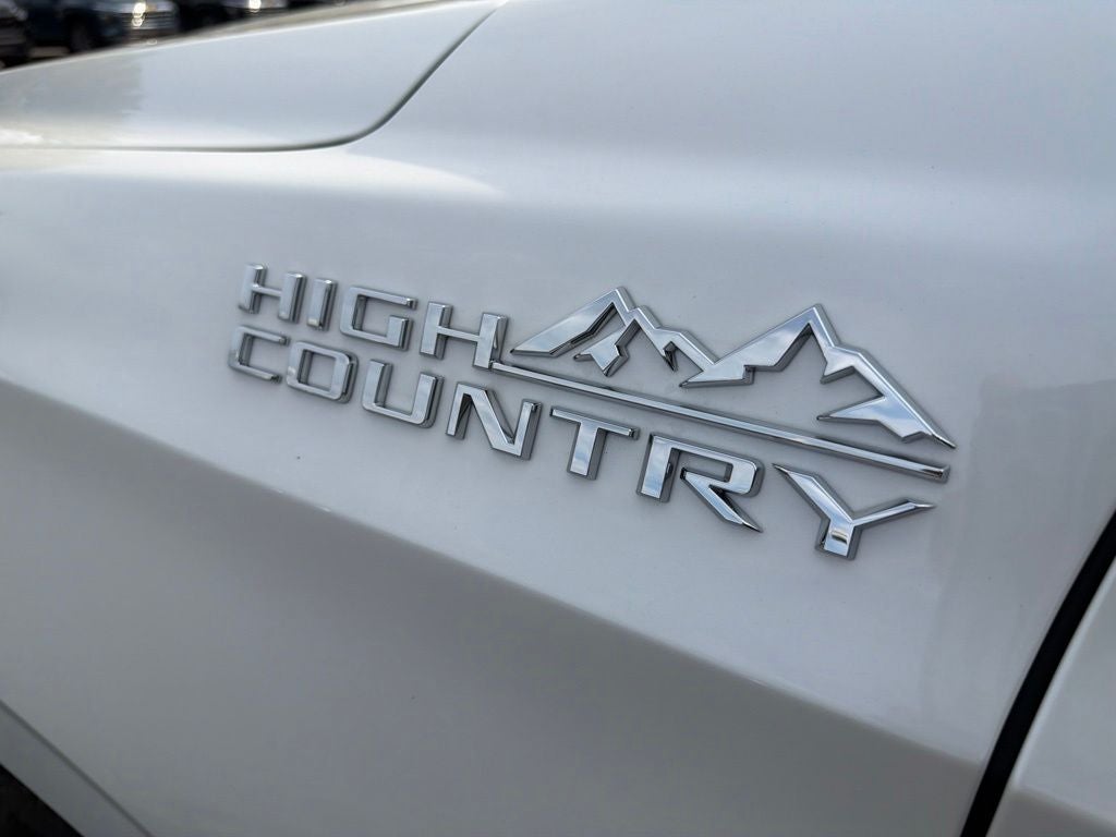 2024 Chevrolet Suburban High Country