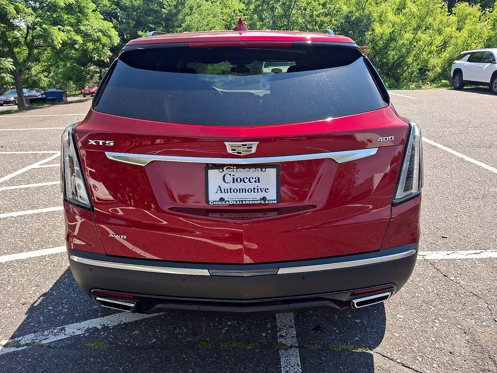 2021 Cadillac XT5 Sport