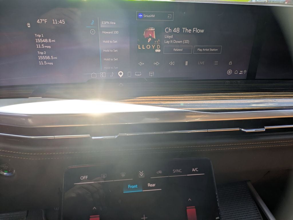 2025 Cadillac Escalade ESV Premium