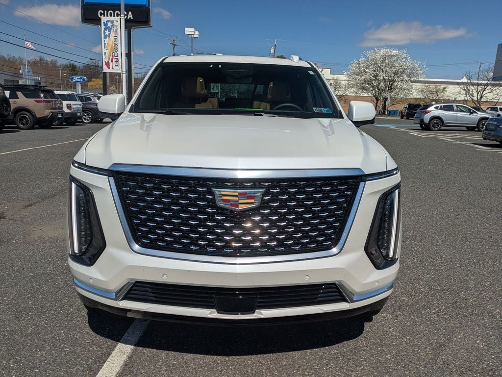 2025 Cadillac Escalade ESV Premium