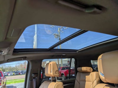 2025 Cadillac Escalade ESV Premium