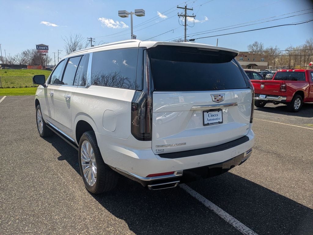 2025 Cadillac Escalade ESV Premium