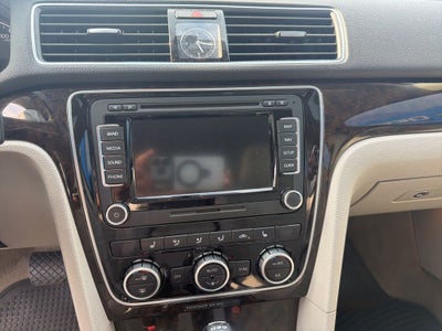 2014 Volkswagen Passat TDI SEL Premium