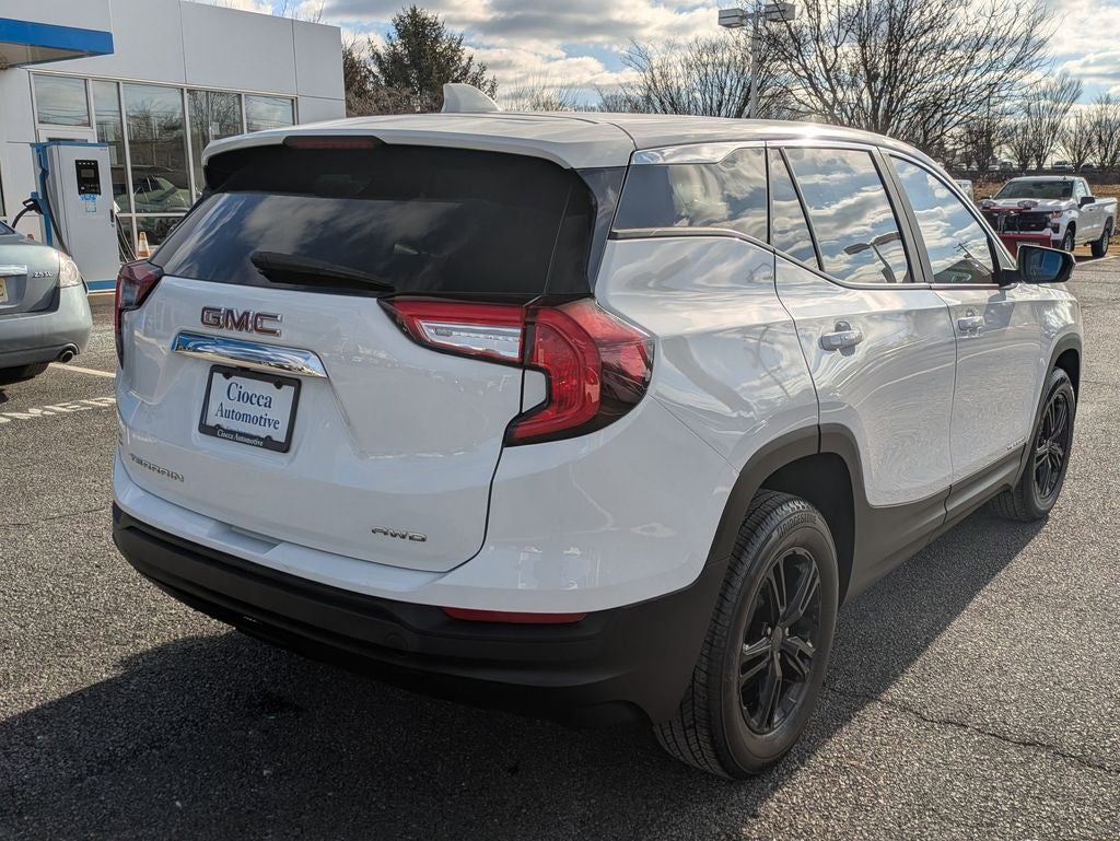 2022 GMC Terrain SLE