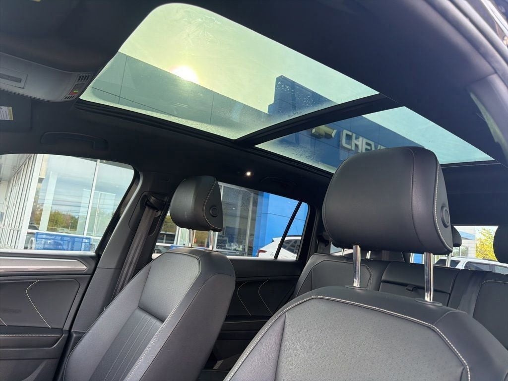 2023 Volkswagen Tiguan 2.0T SE R-Line Black