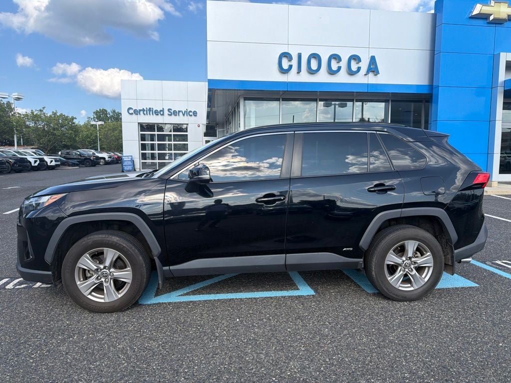 2022 Toyota RAV4 Hybrid XLE