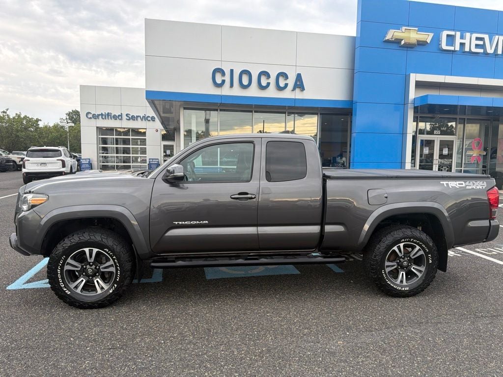 2016 Toyota Tacoma TRD Sport