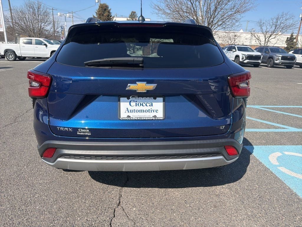 2024 Chevrolet Trax LT