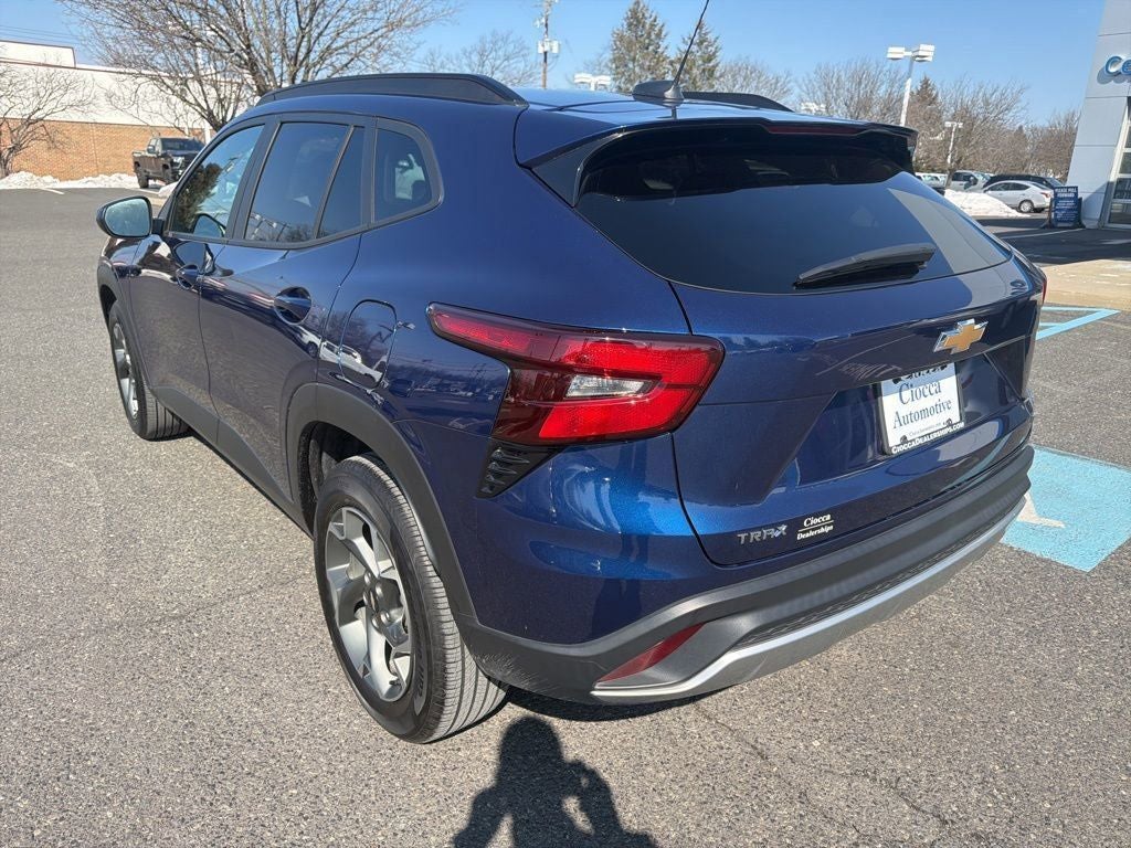 2024 Chevrolet Trax LT