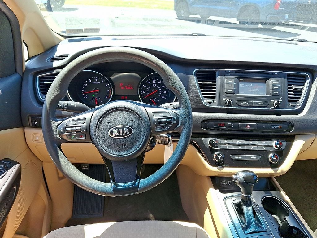 2016 Kia Sedona LX