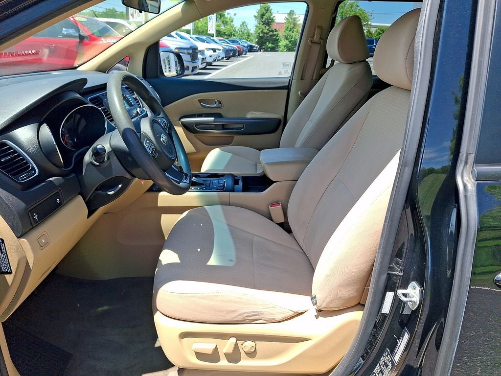 2016 Kia Sedona LX
