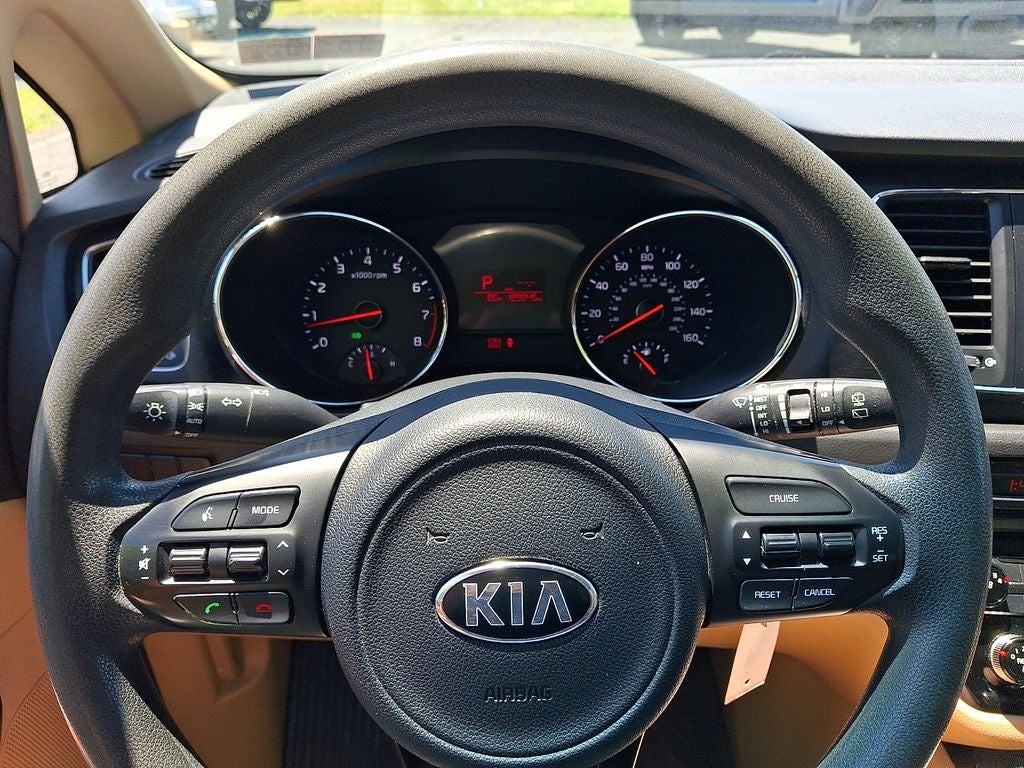 2016 Kia Sedona LX