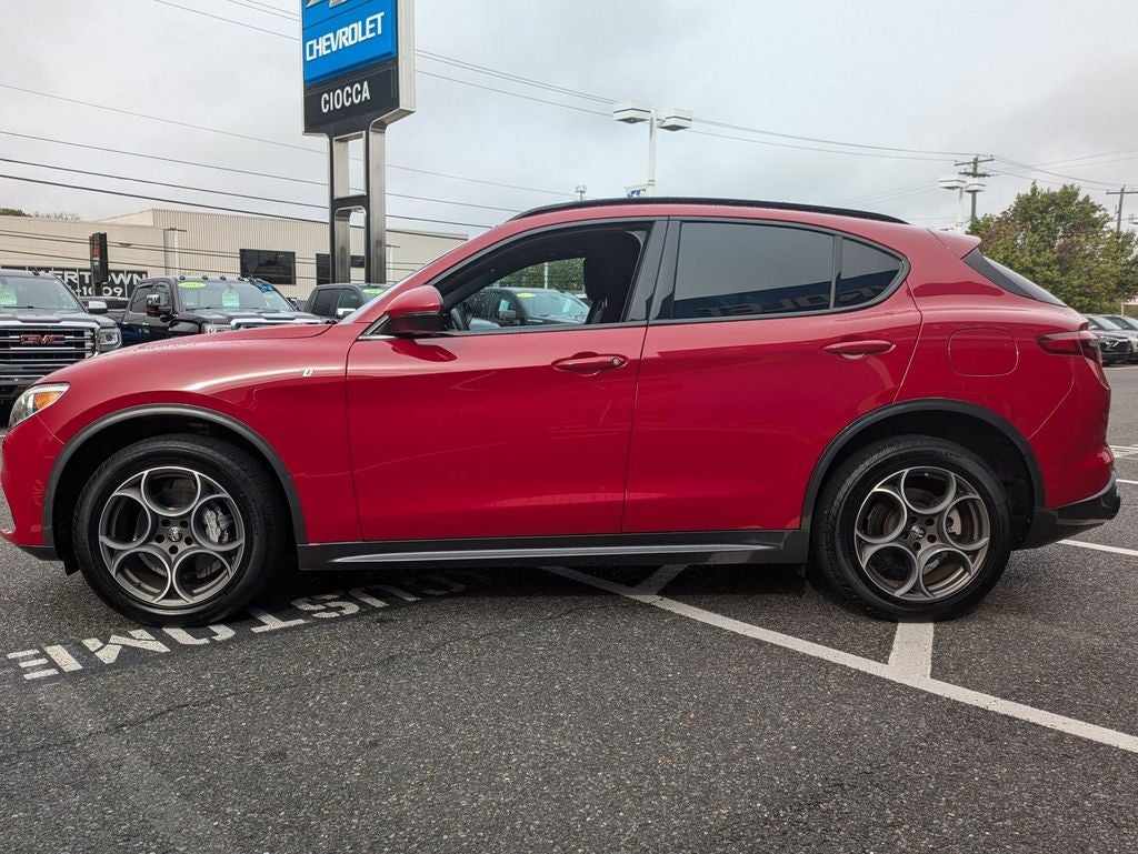2022 Alfa Romeo Stelvio Ti