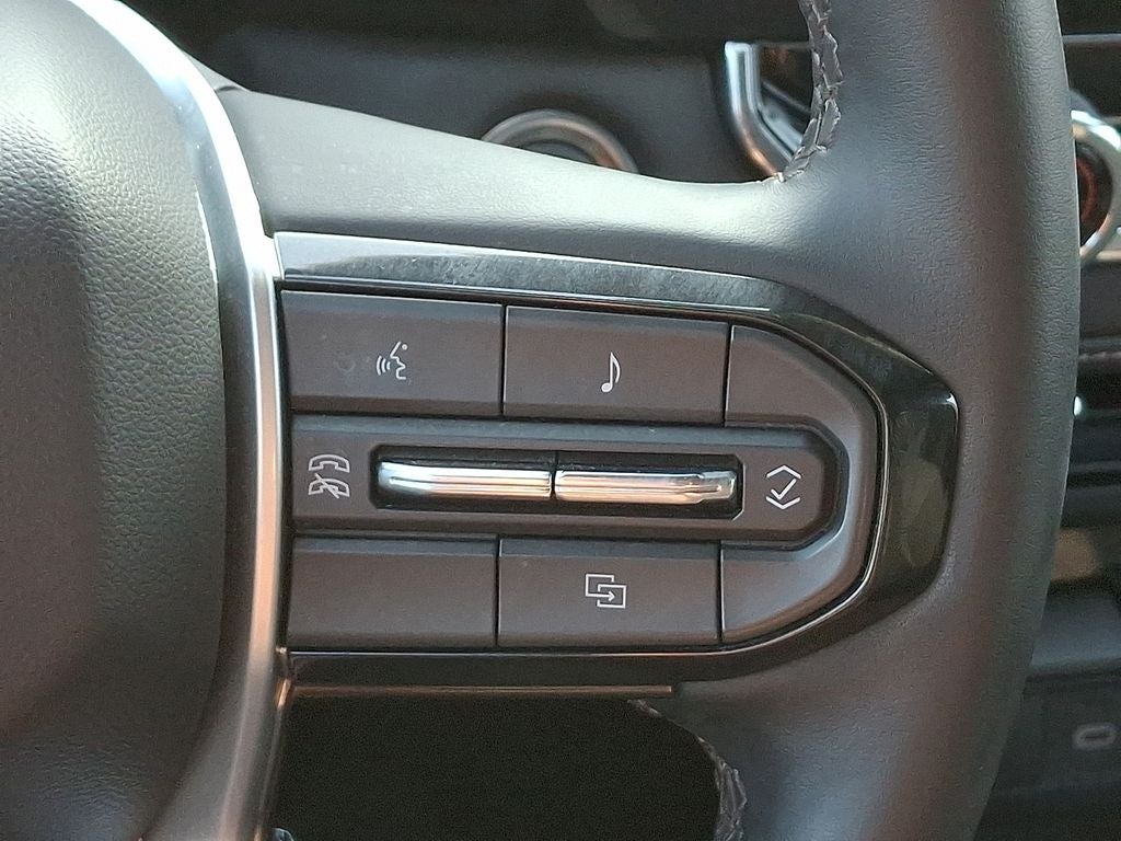 2025 Chevrolet Colorado LT