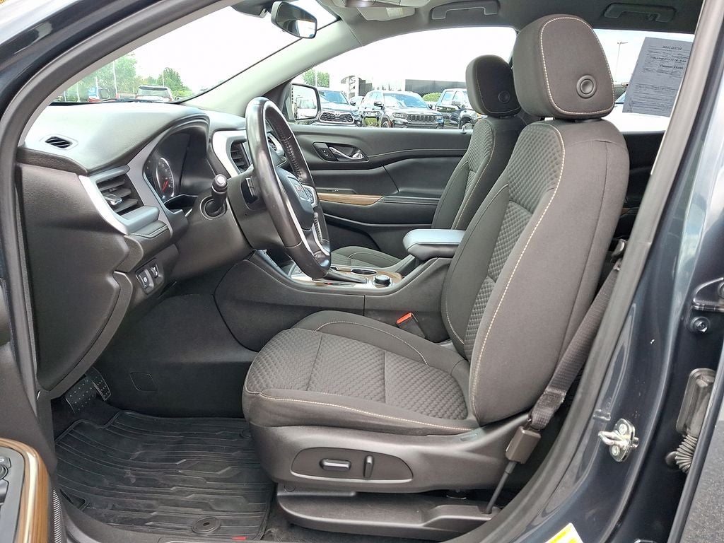 2019 GMC Acadia SLE-2