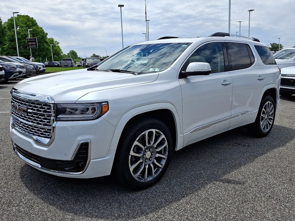 2023 GMC Acadia Denali