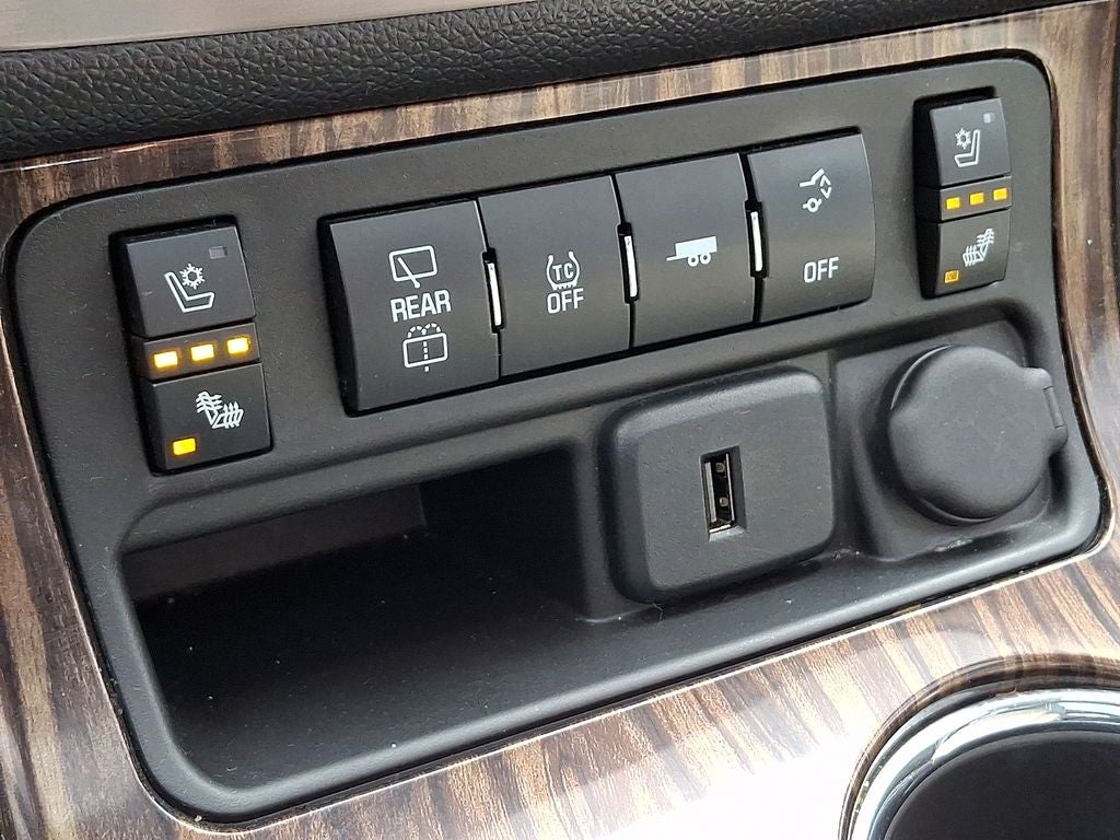 2016 GMC Acadia Denali