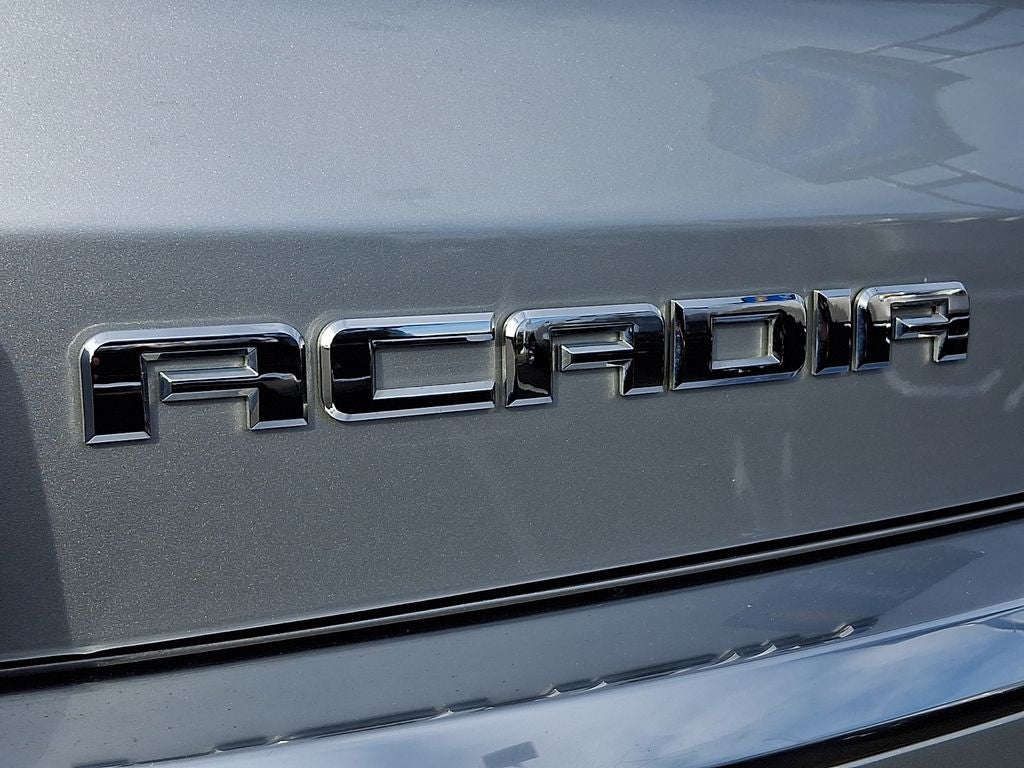 2016 GMC Acadia Denali