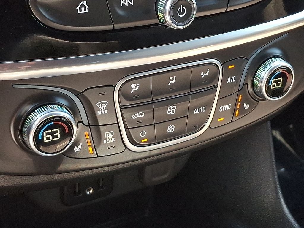 2024 Chevrolet Traverse Limited LT Cloth