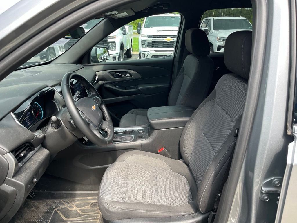2024 Chevrolet Traverse Limited LT Cloth