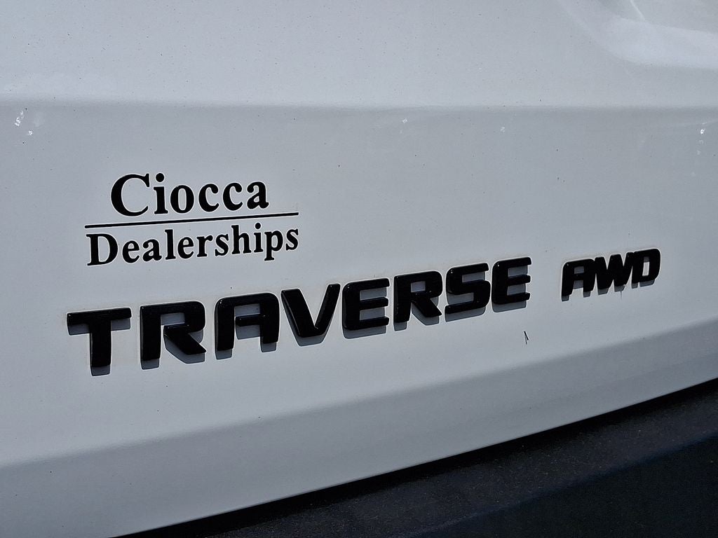 2023 Chevrolet Traverse RS