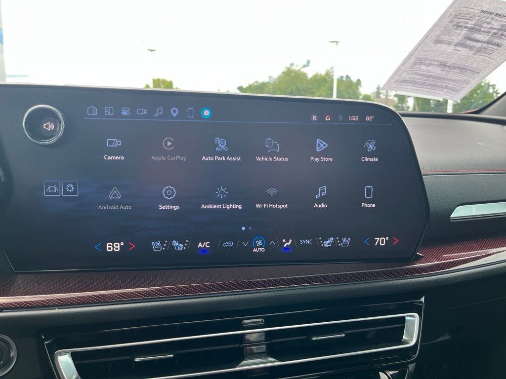 2024 Chevrolet Traverse RS