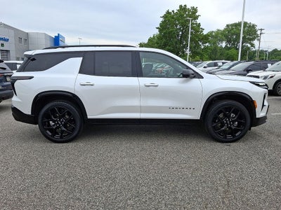 2025 Chevrolet Traverse RS