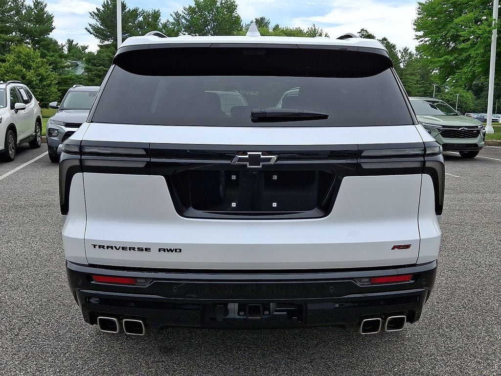 2025 Chevrolet Traverse RS