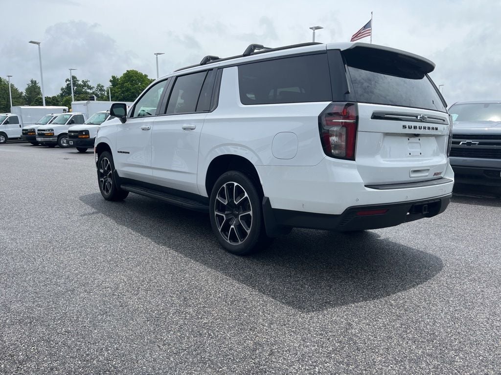 2023 Chevrolet Suburban RST