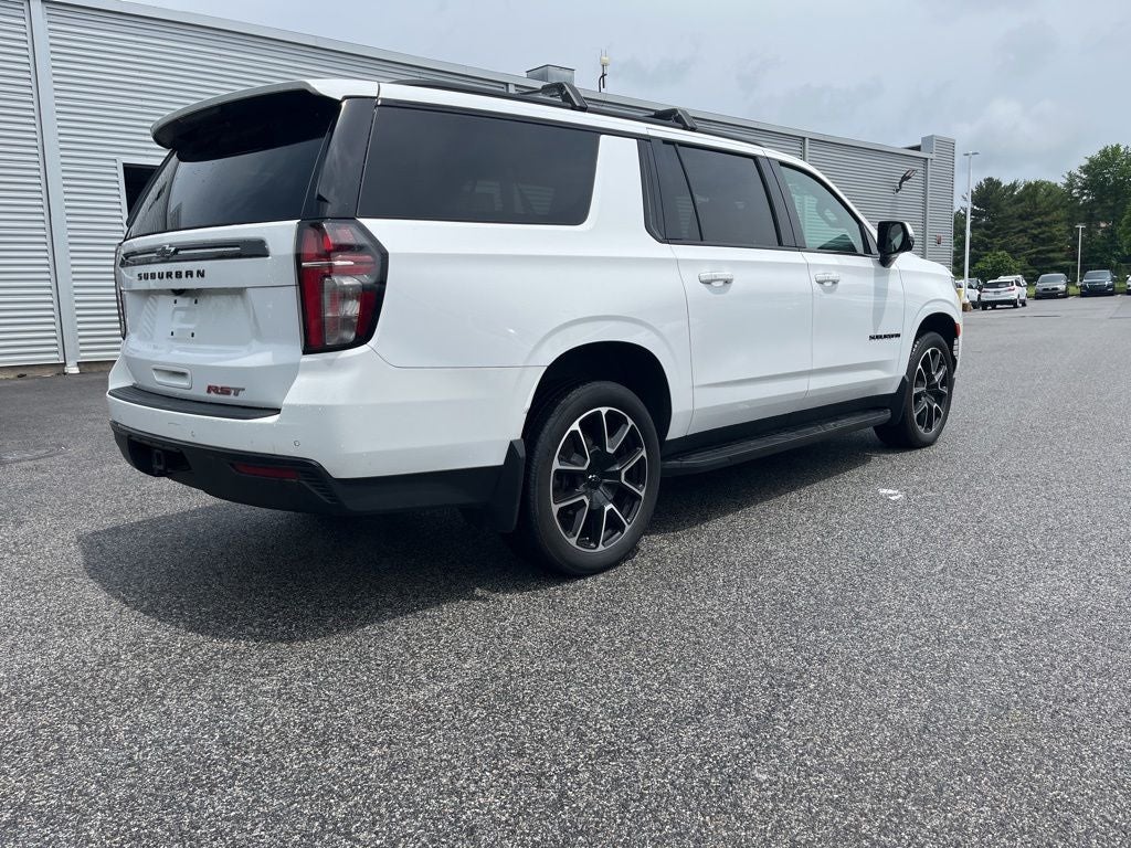 2023 Chevrolet Suburban RST