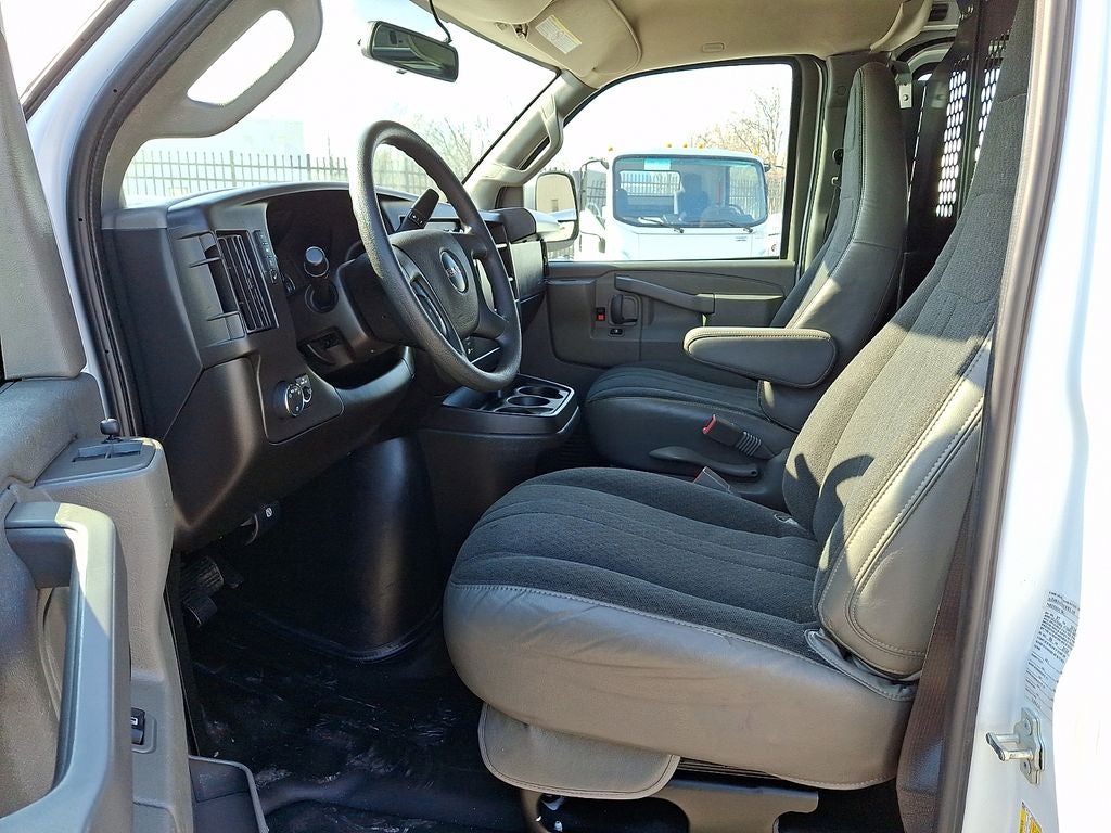 2024 GMC Savana 2500 Work Van