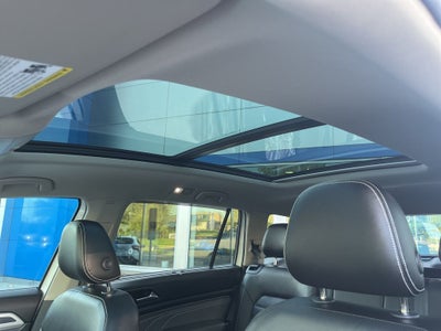 2023 Volkswagen Atlas 3.6L V6 SEL Premium R-Line