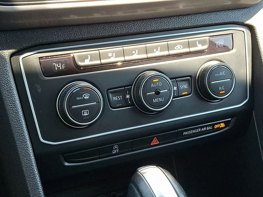 2021 Volkswagen Atlas 3.6L V6 SE w/Technology