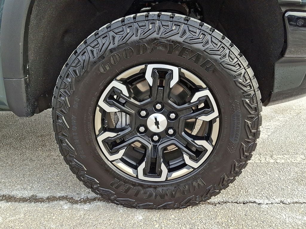 2025 Chevrolet Silverado 1500 ZR2